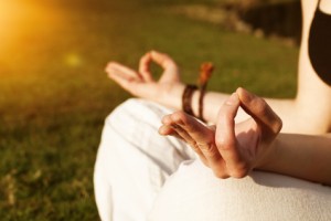 Fingeryoga im Park